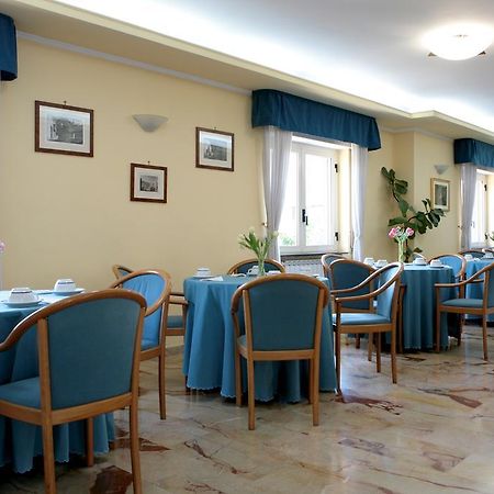 Hotel Iside Помпеї Екстер'єр фото